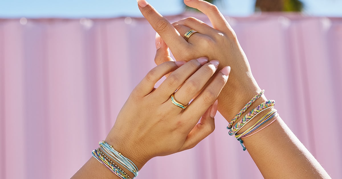 Pura Vida Bracelets®: Jewelry Made of Friendship Material