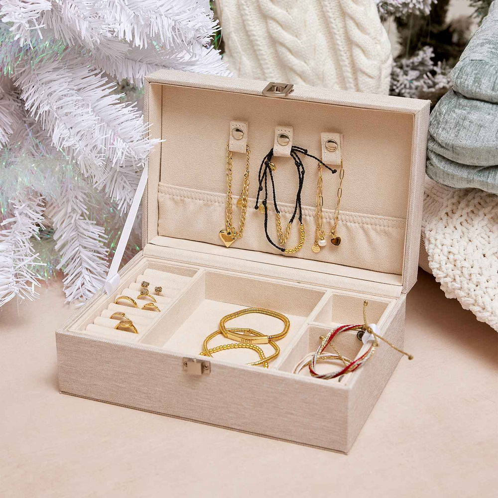 Jewelry Box Pictures | Download Free Images on Unsplash