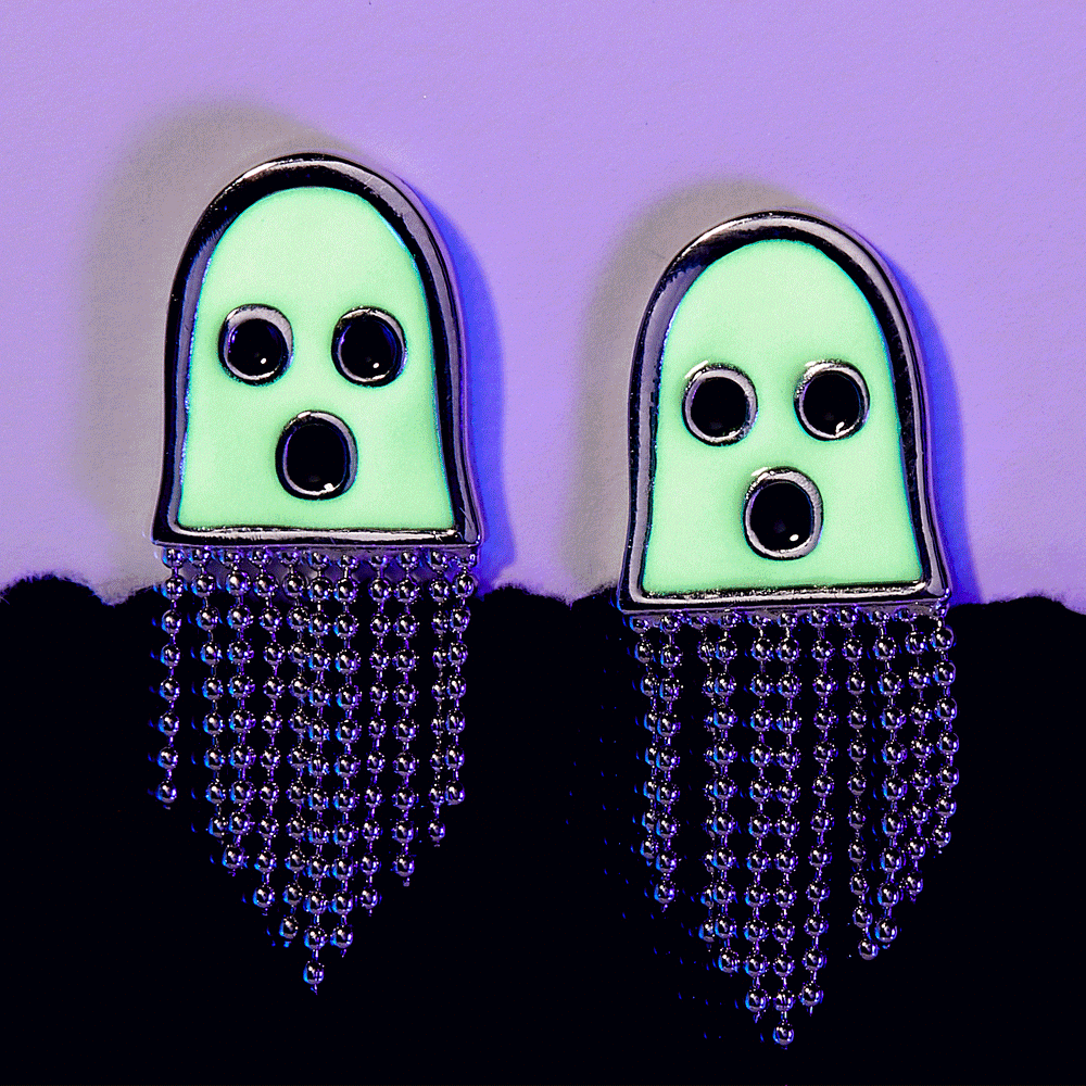 Glow in the Dark Ghost Emoji Stud 4