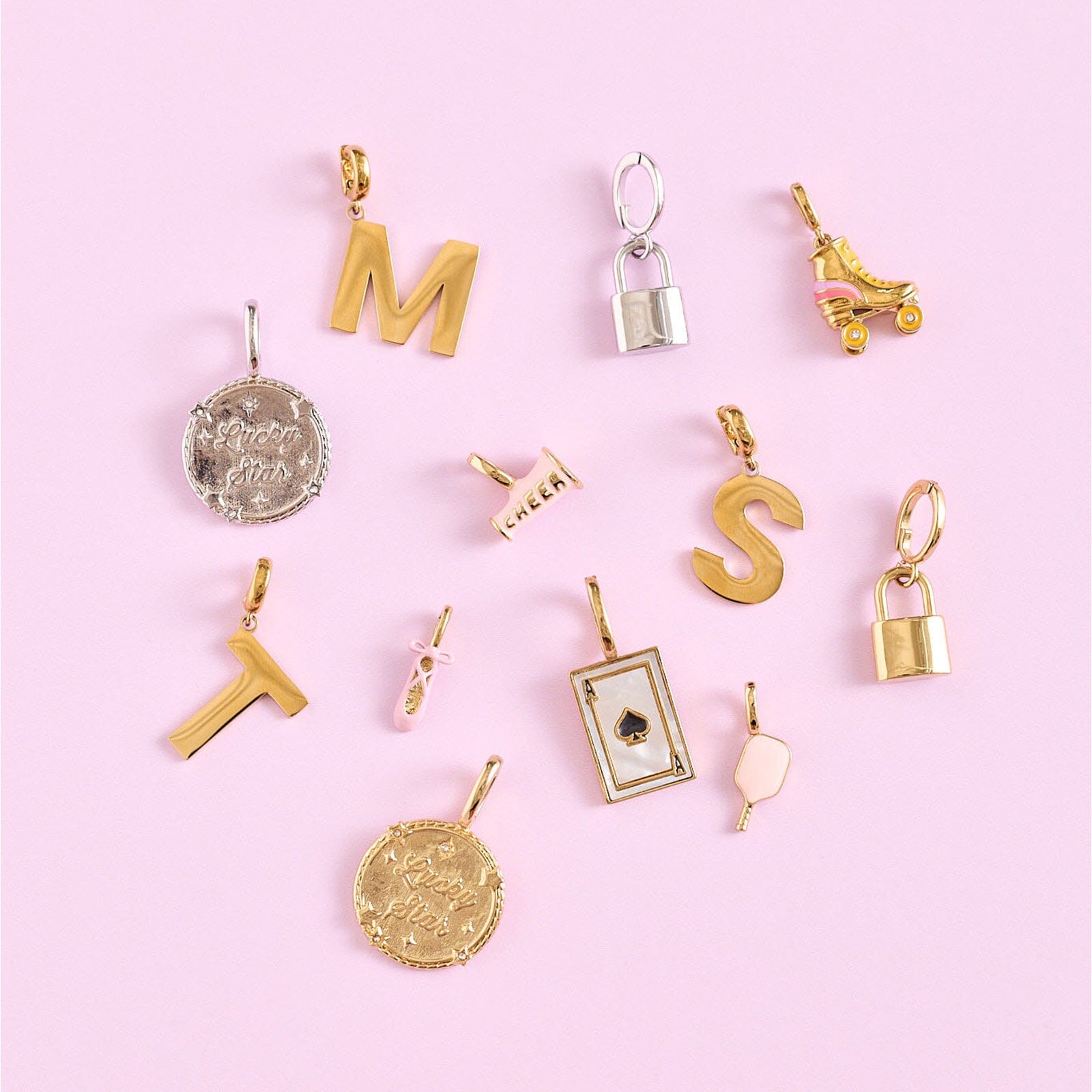 レコード A LETTER & A REPLY THE CHARM PARK Initial Letter Charms | Interchangeable Clasp | 18k Gold Plated