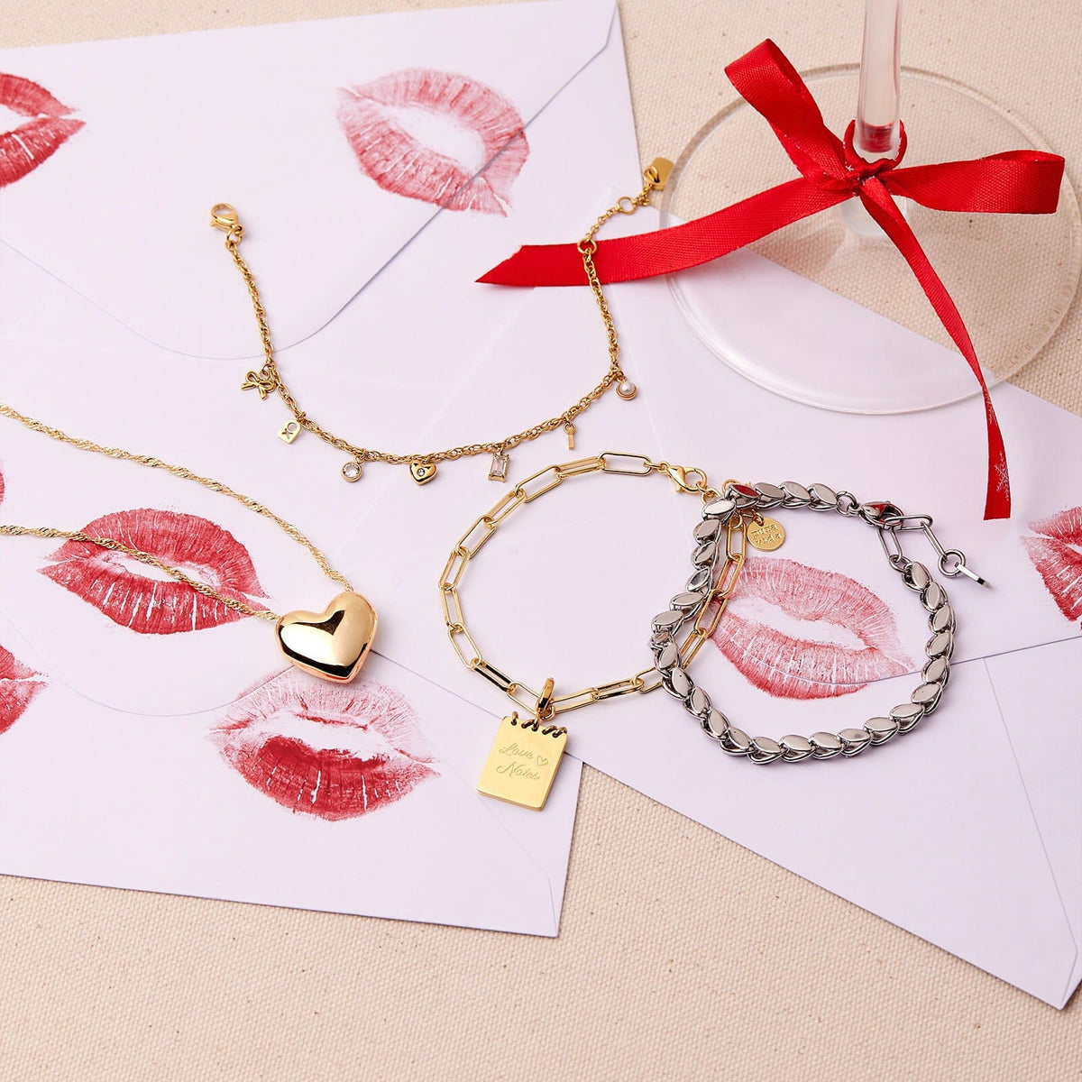 Puffy Heart Bead Pendant Necklace