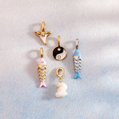 Pura Vida Bracelets: Jewelry Made of Friendship Material Pura Vida Bracelets: Jewelry Made of Friendship Material
