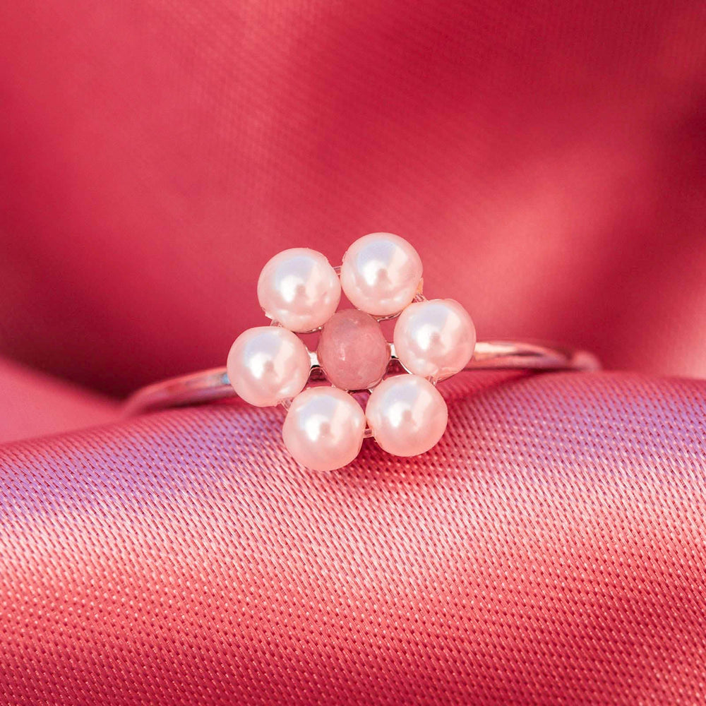 Bitty Pearl Flower Ring 3