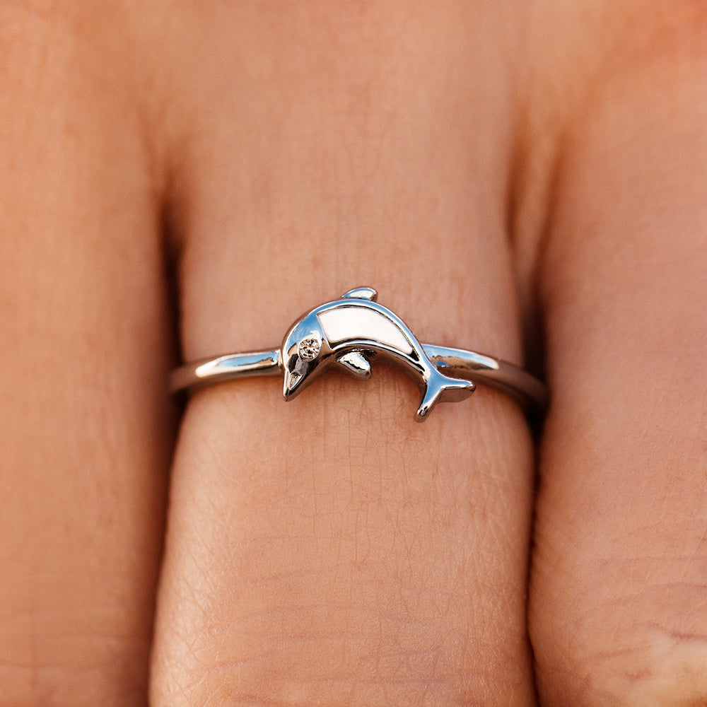 Mother of Pearl Dolphin Ring 2