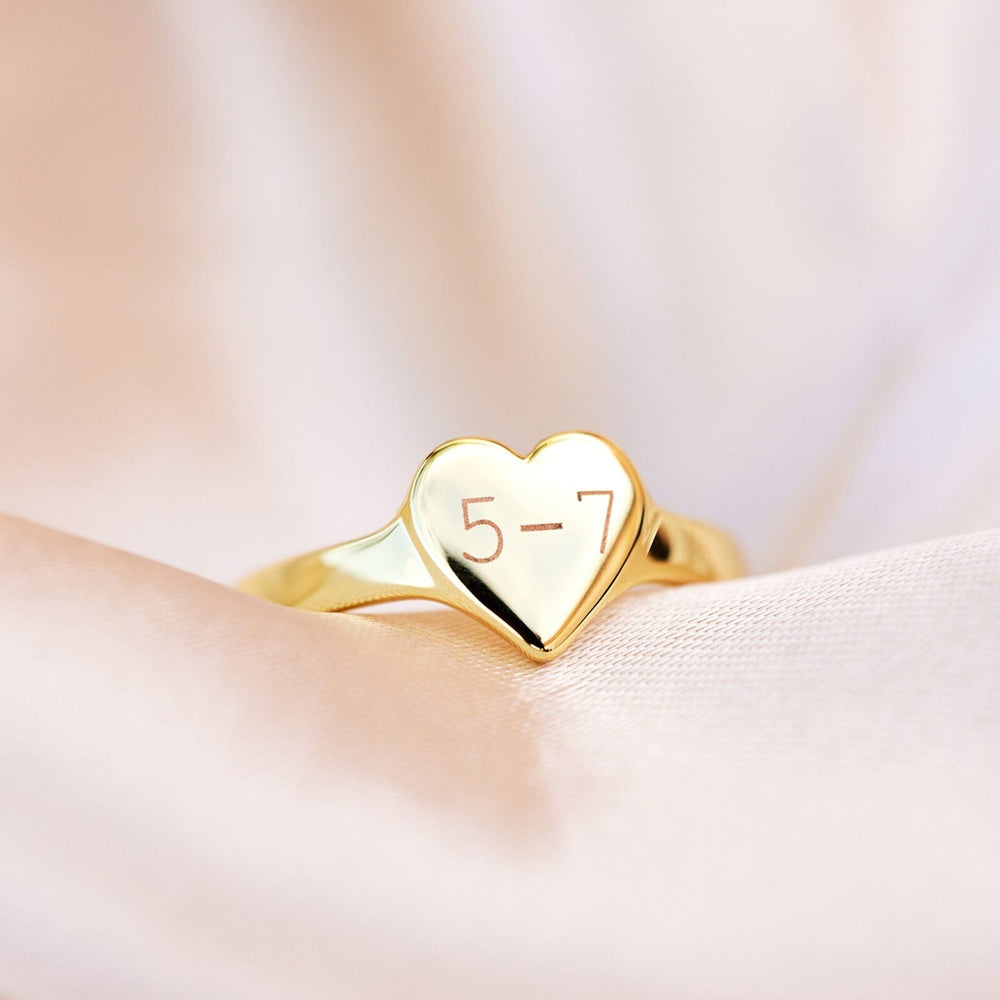 Engravable One Heart Ring 15