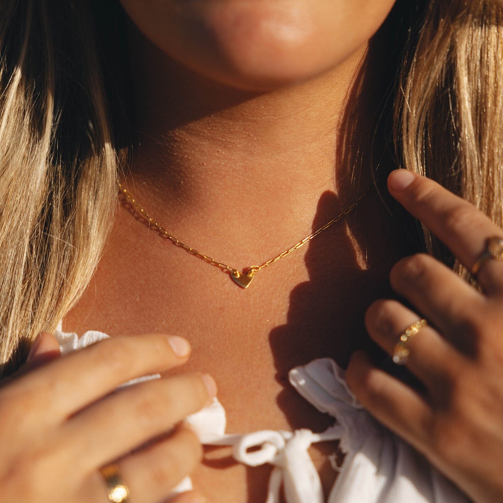 Tiny Flower charm necklace – bilakjewelry
