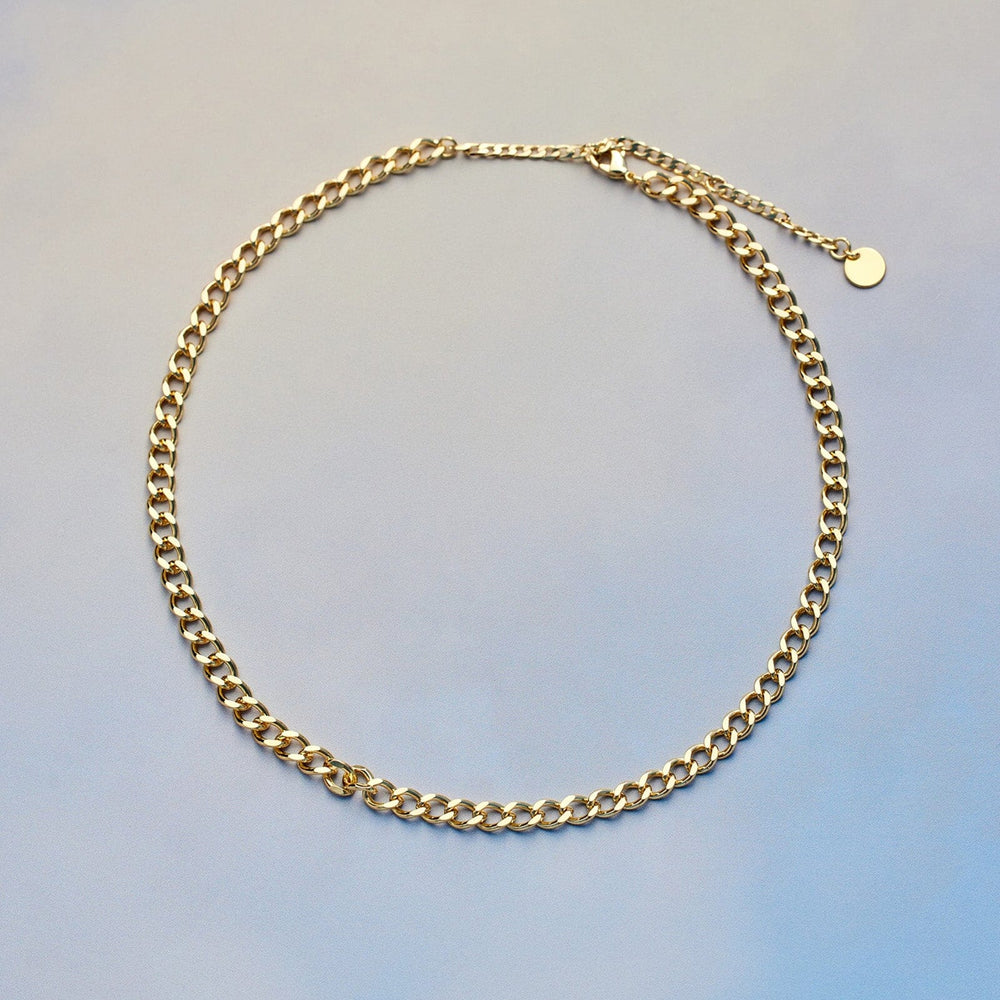 Harper Curb Chain Necklace 9